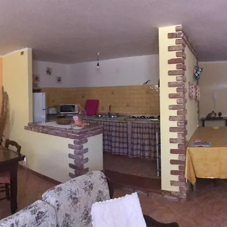 Accogliente Apartment *